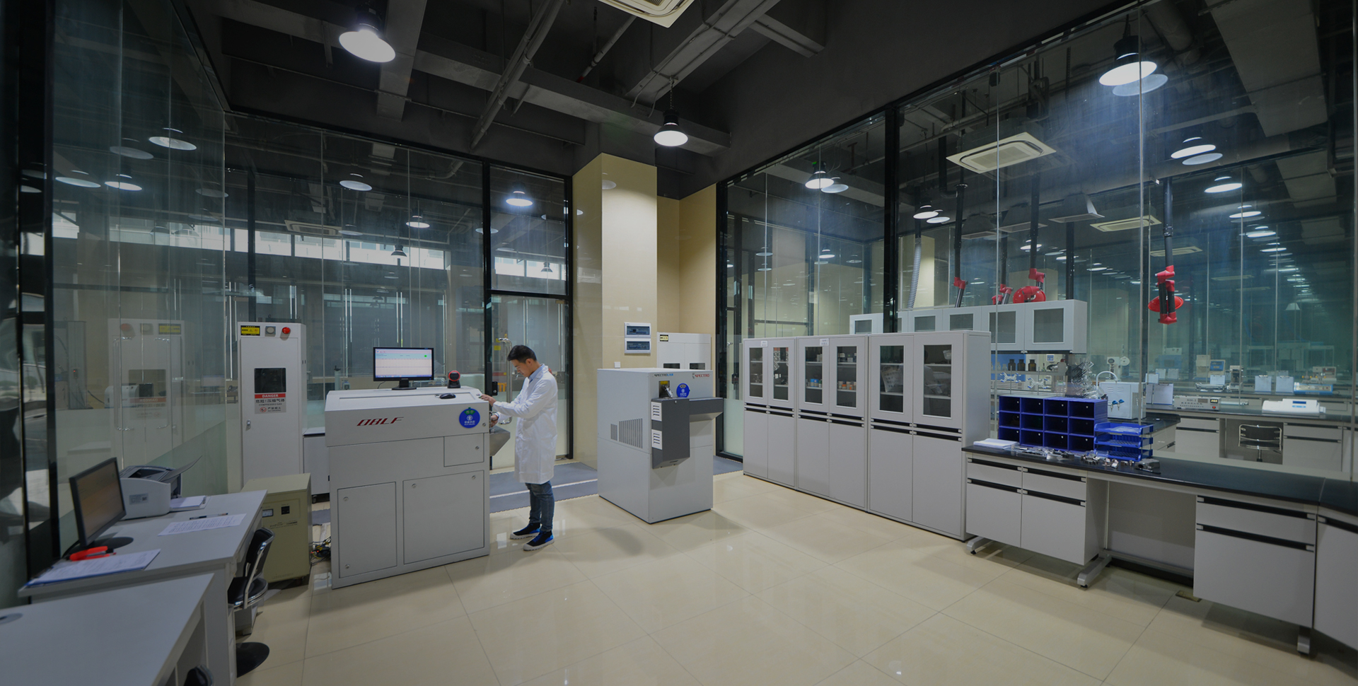 innovation-box2-bg.jpg